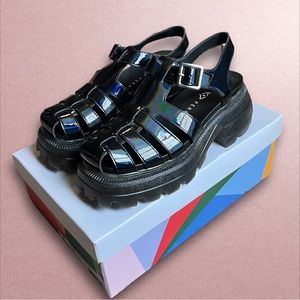 Katy Perry Geli Combat Fisherman Platform Sandals Black Iridescent
